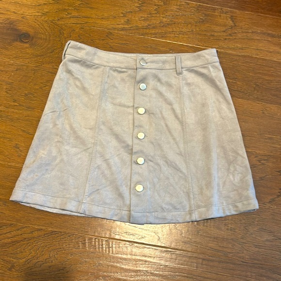 Olivaceous Dresses & Skirts - Olivaceous skirt